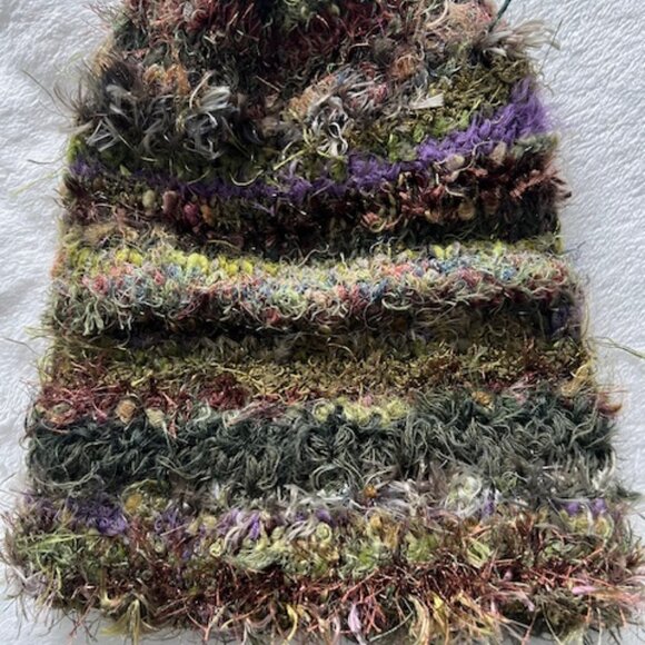 Knit hat - Picture 2 of 2